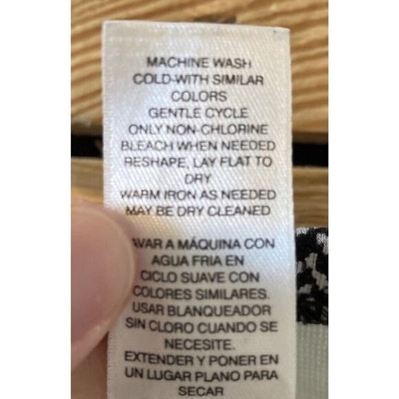 Chico’s Herringbone Pants Petite Size 0P (Small) Women’s Black Pull On - Picture 5 of 9